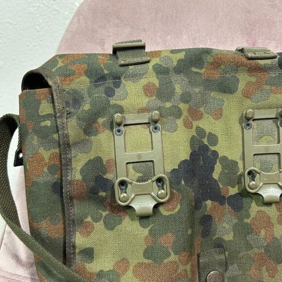 Schulze Brakel Rucksack German Canvas Military Field Bag Carry Buckle Camouflage - Picture 3 of 7